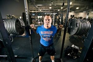 ethan_powerlifting