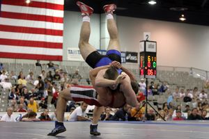 wrestlers-646535_960_720